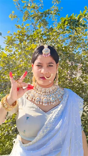 mu atoliya 7017 on Instagram: "Transition alert 🚨// . . . . . . trending transition trending song fyp.. algorithm explore reels.. viral..viralreels..exploremore.. transition foryou..classical"