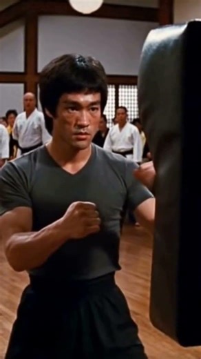 ⚡ Bruce Lee 10-Second Punch Explosion🔥 Fastest Hands Ever Recorded