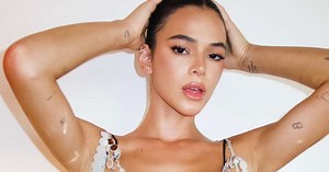 Bruna Marquezine choca web ao posar de lingerie e mostrar demais