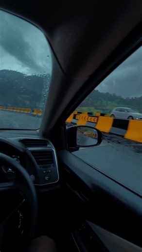 Umair Wadood on Instagram: "Zid #umairwadoodphotography #umairwadood #urdushairi #urdushayari #pakistan"