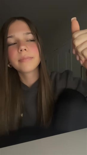 Elissa Linder on Reels