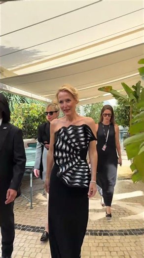 Gillian Anderson Stuns on the Cannes 2026 Red Carpet ✨😍#LorealParis #RedCarpet #Hollywood