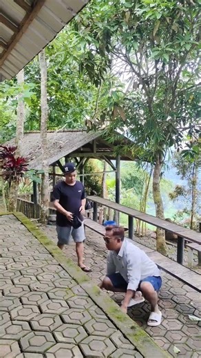 even though it's not that people don't see 😂😂 #shorts #trending #funny #viral #comedy