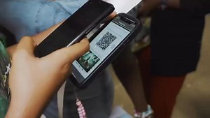 Petit recap du concert magique de Singuila au palais des sports de Yaoundé , ce 13 décembre 😍 On ne s’est toujours pas remis 🥵 #singuila #20ansdecarrière #africatour | Universal Music Africa