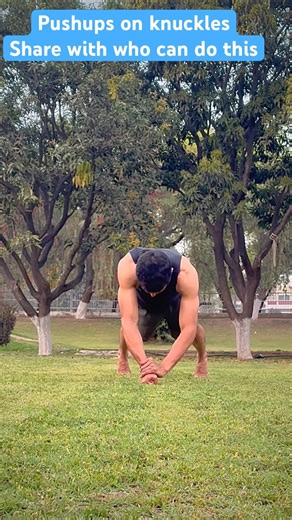 Push ups on one hand knuckles #calisthenics #viralshort #hardwork