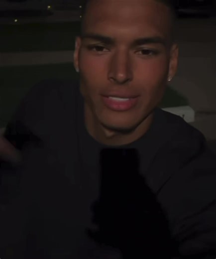 Marlon Moggin Edit