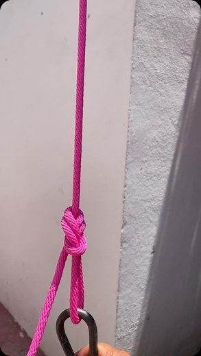 Excelente nudo para colgar tus mosquetones #knot #knots #knottutorial | Diego Olvera