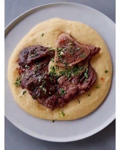 "Osso Buco with Creamy Polenta – Traditional Italian Comfort Food!"