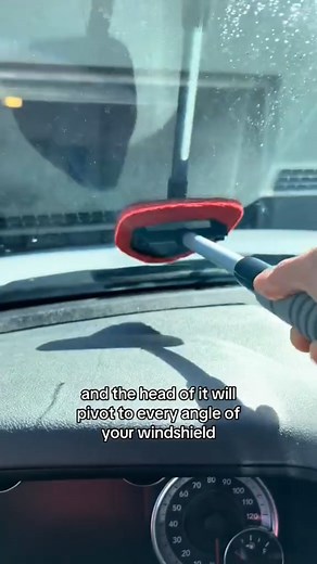 👍Clean the glare off the inside of your windshield with this windshield cleaner.✅ | Culminatew.CI23