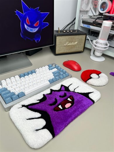 Hand Tufted Keyboard Rug – Purple Monster Clouds, Plush Desk Mat, Wrist Rest, Gaming Decor - Etsy