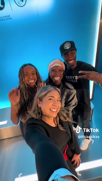 lululemon x Team Canada 2026 Winter Olympic and Paralympic games kit reveal 🇨🇦✨ #lululemon #winterolympics #merch #teamcanada