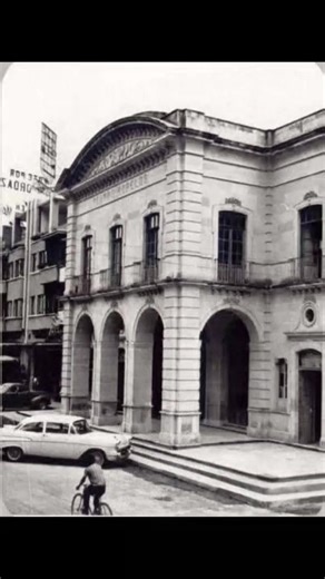 Cachitos de Historia Aguascalientes.❣️ Un viaje nostálgico por el antiguo Aguascalientes... Manuel Obregón Fotógrafo. Archivo Histórico de Aguascalientes. Créditos correspondientes... #CachitosDeHistoria #Aguascalientes #HistoriaDeAgs #Nostalgia | Aguascalientes, Ags. México.