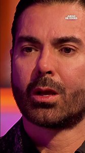 He made him cry! Jorge D'Alessio dedicated a few words to Ernesto before singing on Juego de Voces.