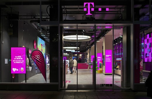 Telekom-Kunden erhalten Nachricht – sie müssen draufzahlen