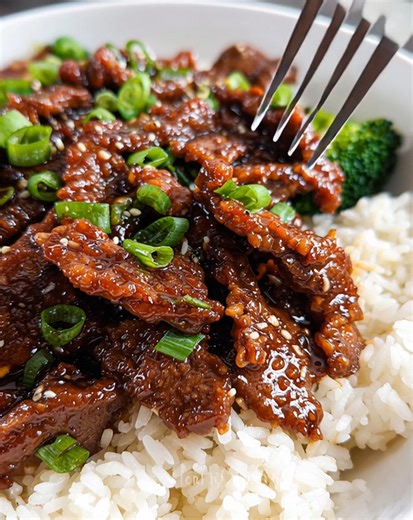 Savory, sweet, and perfectly tender—this Easy Mongolian Beef is a quick takeout classic made at home. With juicy beef in a rich garlic-ginger sauce, it’s a recipe that’s fast, flavorful, and always satisfying. .............. Full Recipe in Coʍmеոτ 💬 | Recipes with Me
