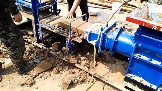 8.2K views · 44 reactions | clay brick making machine | Zhengzhou Ter Machinery manufacturing co., ltd. | Facebook
