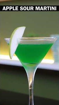 Apple Sour Martini 🍏🍸 Recipe with Green Apple Syrup #drink #cocktails #applesour #apple