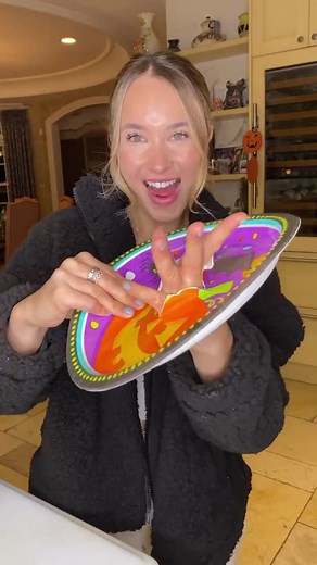 10K views · 350 reactions | MESSY fake pie prank on my mom!  | Jackie Gansky | Facebook