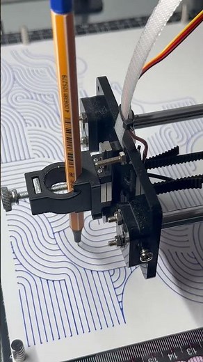 Creating a Satisfying Abstract Line Plot with a Pen Plotter ✍️
