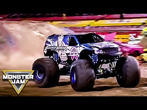 Bounty Hunter Freestyle | Monster Jam World Finals XII | Monster Jam