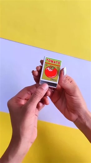 DIY And Craft on Instagram: "Diy mini storage box🗳️💕 #diycrafts #tranding #ViralCrafts #handmade #box#stoage #tranding #trendingreels #fyp #handmade #explorepage #explore"