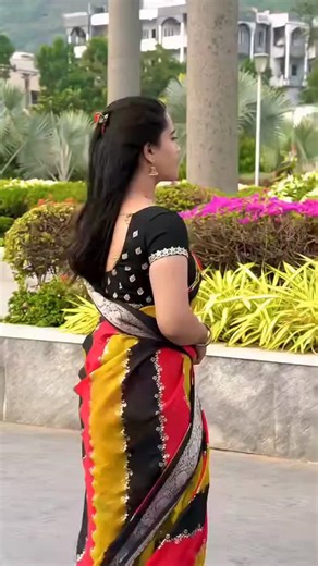 karthika designer studio on Instagram: "price 999 free shipping Not I am getting you first quality product at this price. Second quality is available in the market at this price. But we will get whatever is available in the border. *Beautiful fancy Banaras Georgette saree with all over zari Outing along with Lahariya and weaving zari border* *Rich Printed pallu* *Running Contrast Blouse as in pic* *Single Available* *Ready Stock* *We Always Trust In Quality*"