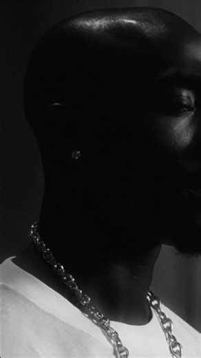 Death Row Poetry presents PICTURE ME ROLLIN’ by 2Pac