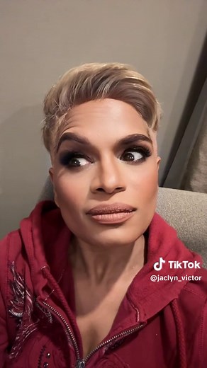 Gemilang Lyrics by Jaclyn Victor