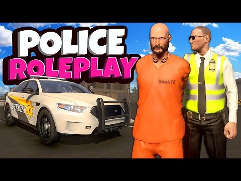 I Joined the Most Realistic Police RP Servers in Flashing Lights!