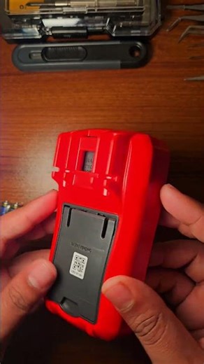 Unboxing the UNI-T UT33B+ Multi-meter! ⚡️#circuitmadeeasy ##diyelectronics #unboxing #multimeter