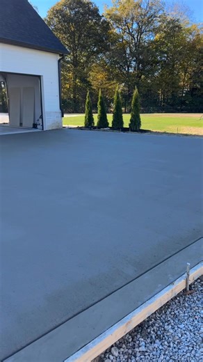 Flatwork package all complete on this gorgeous home in Perrysburg. | Avery Concrete Inc.