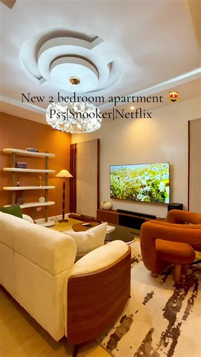 New 2 bedroom apartment 😍 Daily rate as 2 bedroom: N170,000 Daily rate as 1 bedroom: N150,000 Refundable caution fee: N50,000 RATES ARE SUBJECT TO CHANGE. KINDLY CONFIRM PRICE BEFORE BOOKING Location: Ada-George, Port Harcourt 📍 Features •Constant power supply •WIFI •Smart Tv •Tastefully fitted kitchen •Snooker •Housekeeping •PS5 •Netflix •DStv/YouTube •Amazon prime •Serene environment #hospitality #goviral #shortletsinportharcourt #airbnb