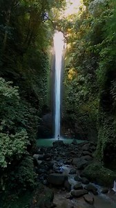 94K views · 2.3K reactions | How to get to Casaroro Falls from Dumaguete City? Expenses: Motor rent: ₱ 450 whole day Tour guide: ₱ 250 Property pass: ₱ 50 Aside from Casaroro falls, worth it din puntahan ang Pulang bato falls, Sulfu vents(madadaanan ito papunta sa Pulang Bato), and pigeon feeding sa Valencia plaza. Follow for more travel guides! | Maj Flores | Facebook