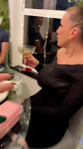 Cats Afraid of Strangers#funny