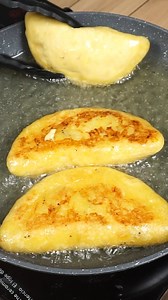 Pocos conocen este secreto. No vuelvas a hacer plátano antes de ver esta receta #plátano #plátanomaduro #recetasfaciles #empanadas #recetasconplátano #hechoencasa #cocinacasera #recetadeldía #antojitos #cocinalatina #recetasvirales #frituras #comidacasera | La Escuela del Chef