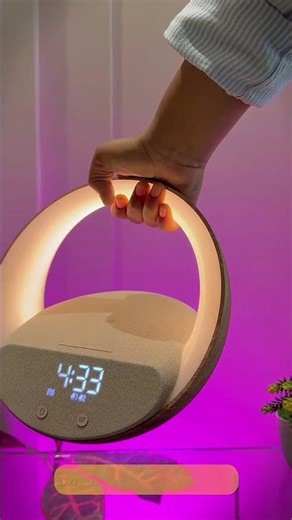 Ye lamp hai ya speaker? 😳 Wait… isme wireless charging bhi hai!