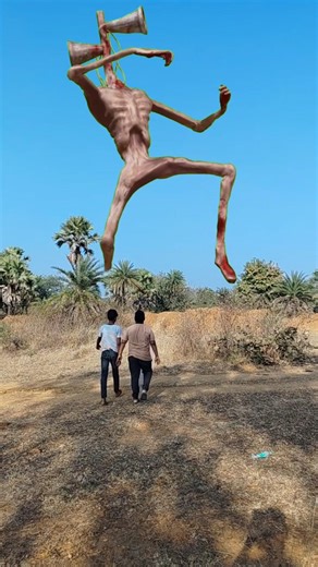 siren head in real life 😱 OMG attack in my village kese hoga ab