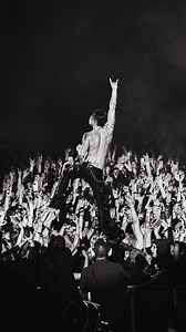 6.6M views · 847 reactions | “Problems” music video is OUT NOW. This year has been the greatest year of my life. I wrote this song about dreaming of finding you all. To stand on stage, play for you every night and ride on this journey with you is my life’s greatest honour. Thankyou from the bottom of my heart. “I got a whole lot of problems, but they don’t matter when I’m with you.” ☠️諾 @aerosmith | Yungblud | Facebook