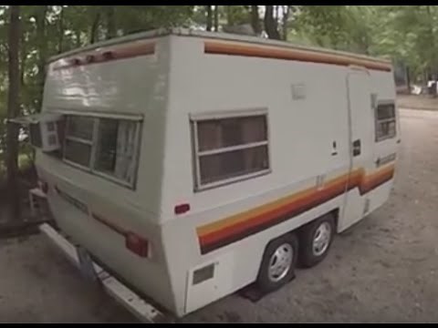 Tour of 1980 16 foot Winnebago Bumper Pull Camper