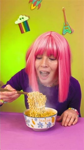 It's hot! 🍜🔥 Be careful with hot food 🤚 Kids learn good habits #forkids #educational