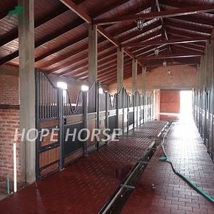 [Hot Item] Customized Design Horse Prefabricated Horse Stable Steel Structure Building Prefab High Quality Horse Stall