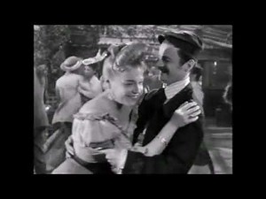 Un menuisier dansait