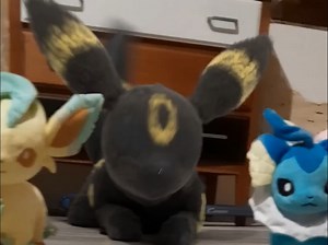 【宝可梦】毛绒月亮伊布【Patafoin】