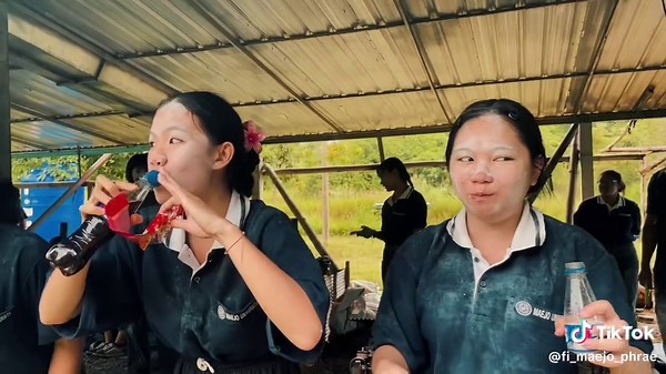 กิจกรรมพาน้องเข้าฟาร์มในอุตสาหกรรมป่าไม้