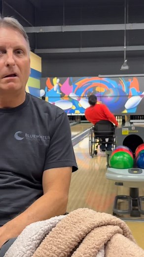 Bowling turkeys to prepare for Thanksgiving 🦃🦃🦃 Great night throwing strikes and spares 🎳 | Ozark Adaptive Sports Association - OZASA