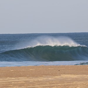 Super fun and rippable conditions at Nazare!! Footage: Ricardo Mesquita | We Bodyboard