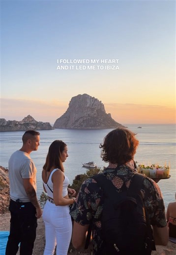 ❤️ALL YOU NEED IS IBIZA! 😍What's your all-time favorite sunset spot on the island? 👇TAG your friends who need to see it too! ✅ Save the post to keep this wonder! 👉 Follow Us for all the essential island info. #IbizaMagic #IbizaSunset #MagicalVibes #EsVedraIbiza #ibiza