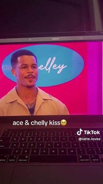 Ace and Chelly's Heartwarming Kiss on Love Island USA