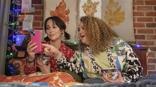 How to write a holiday rom-com for TV, according to the experts