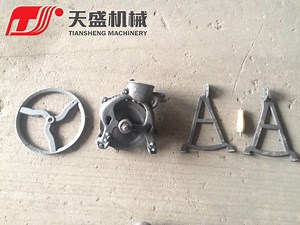 [Hot Item] Hand Operated Corn Thresher Farm Corn Shelling Machine Manual Corn Threshing Machine Hand Maize Sheller